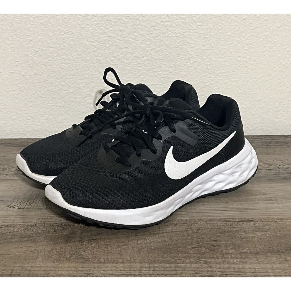 Nike Revolution 6 Next Nature DC3729-003 Black White Athletic Shoes Women’s 7.5